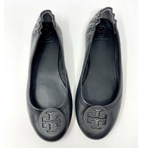 🔒Tory Burch Black Leather Flats with Logo Medallion🔒